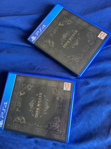 Jogos Dark Souls 2 e 3