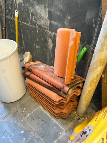 Telhas para doação