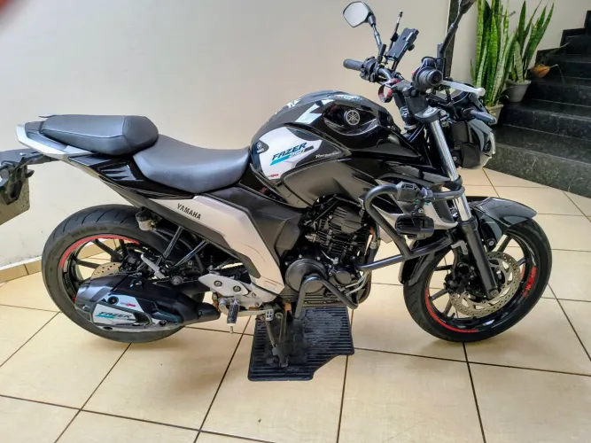 FAZER YS25 ABS 2019