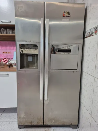 Geladeira Electrolux side by side