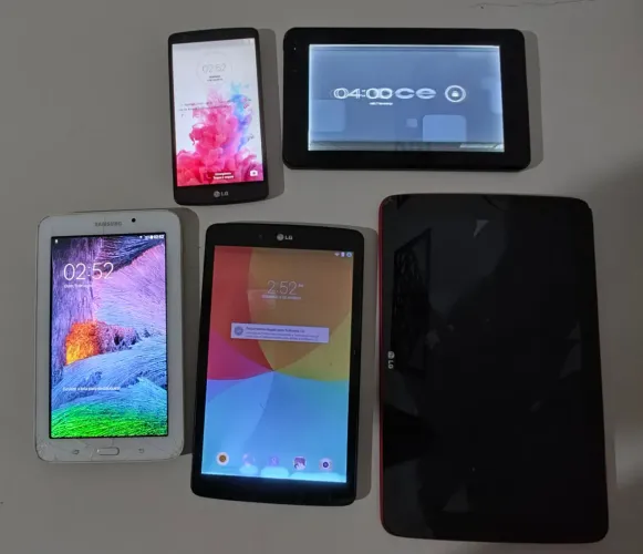 Tablets e celular!