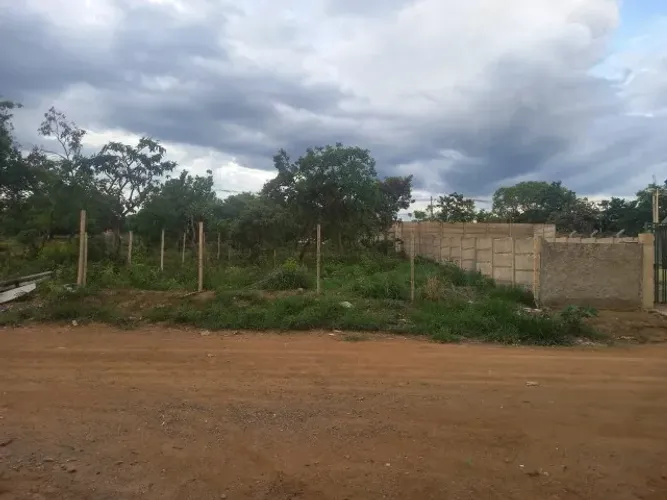 Lotes em Luziânia 360 metros quadrados.