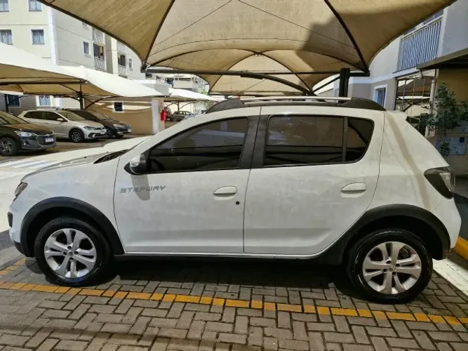 Renault Sandero Step. Easy R H-power 1.6 8V 2015