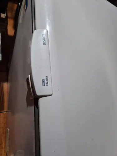 Vendo freezer usado poucas vezes