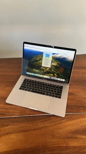 macbook pro 15 i9