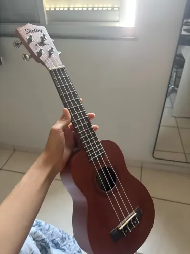 Ukulele shelby