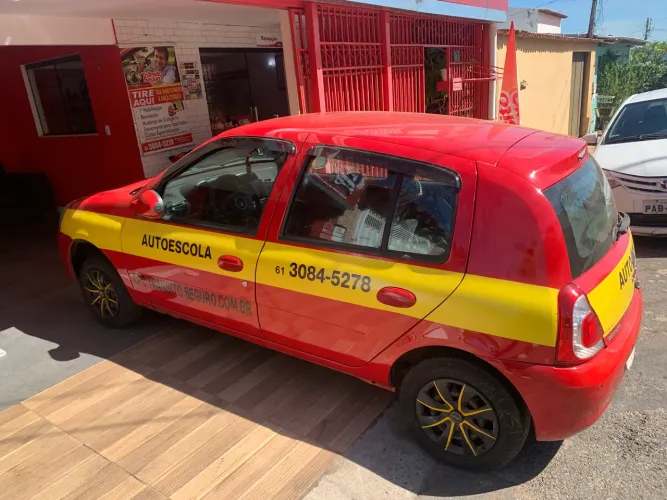 Renault Clio Rn/alize/expr./1.0 Hi-power 16V 5P 2016