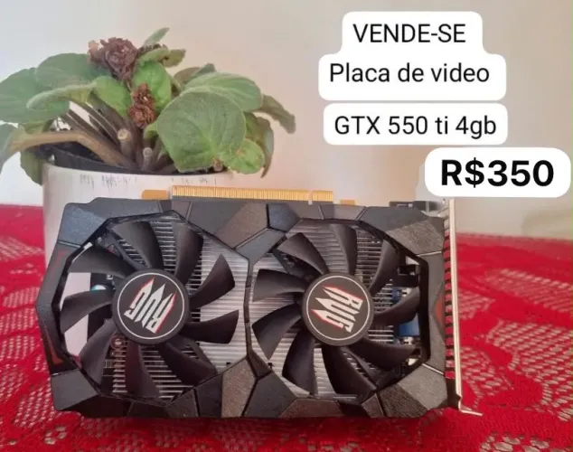 Placa de vídeo GTX 550TI 4G