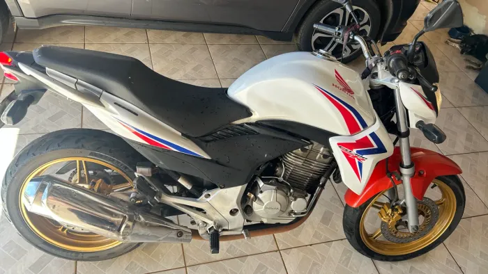 CB 300 2015