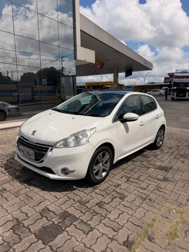 Peugeot 208 Griffe 1.6 Flex 16V 5P Aut. 2015