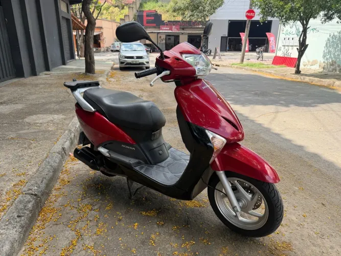Honda Lead 110 2013 Muito conservada