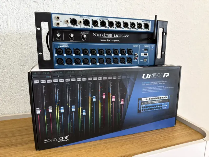 Mesa de som Ui24r Soundcraft Digital profissional
