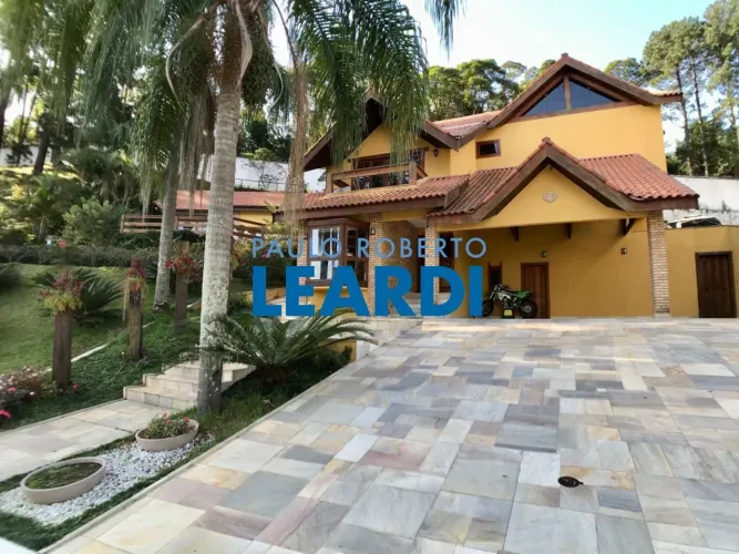 CASA EM CONDOMÍNIO - ALPHAVILLE 10 - SP
