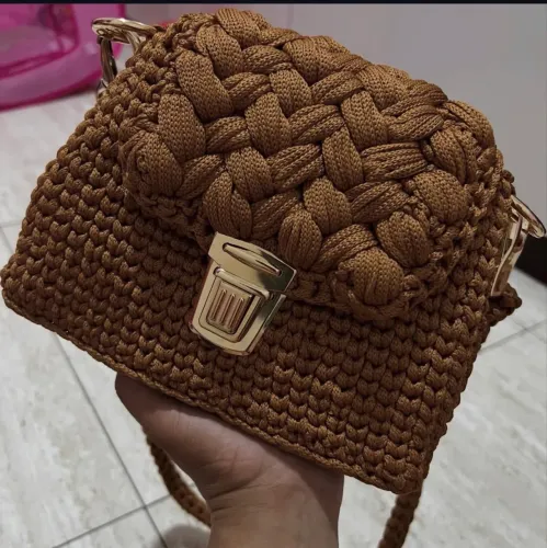 Bolsa em crochê
