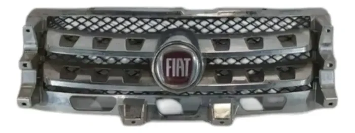 Grade Frontal Strada Locker 2009 A 2013 C/emblema N2715v (Usado) / V12 