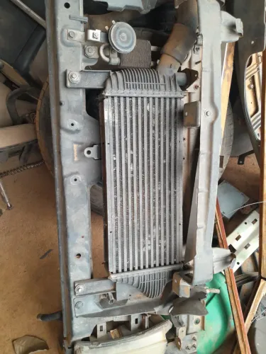Radiador intercoole da turbina nissan frontier original perfeito