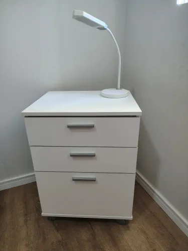 Cômoda MDF com rodinhas 66x48x38