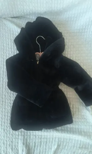 Casaco de pelinho bem quentinho infantil