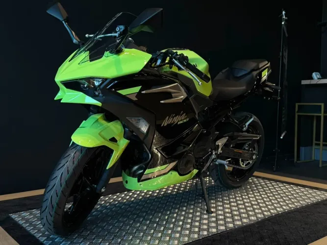 Kawasaki NINJA 500 SE
