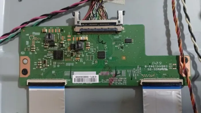 Peças usadas TV Philips: Modelos 43PFG5000/78