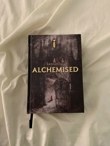 Livro Alchemised Capa Dura ? Novo, não foi lido ainda.