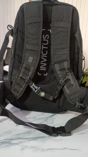 Mochila Invictus tática giant pró 42L com extensão para 55L com bússola
