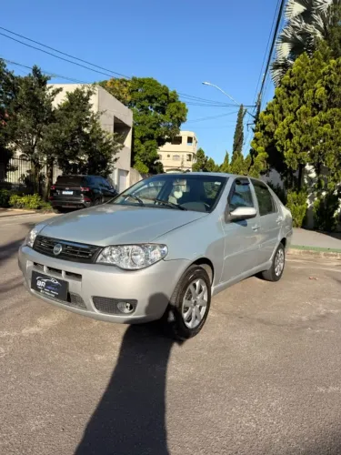 Fiat Siena HLX 1.8 MPI Flex 8V 4P 2006