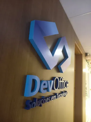 Letreiros em PVC expandido, Acrílico, ACM, chapa galvanizada, iluminação led