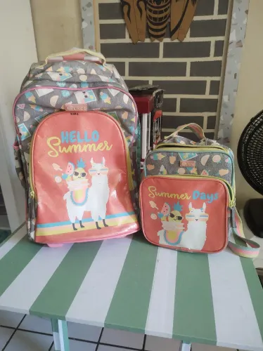 Lindo kit de bolsa e mochila de rodinhas puket 