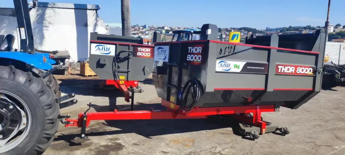 Carreta forrageira Thor 8000