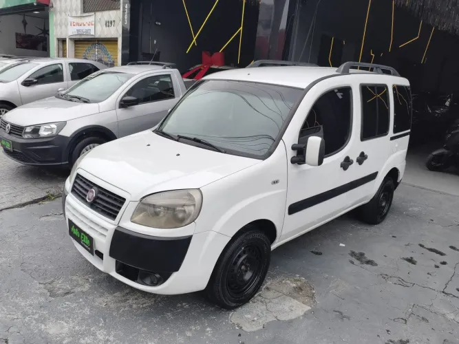 Fiat Doblo Attractive 1.4 Fire Flex 8V 5P 2015