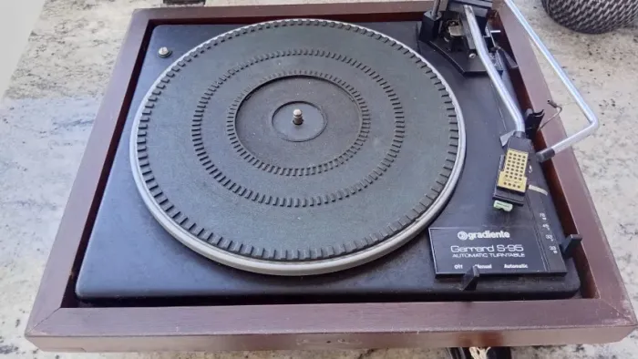 ? EQUIPAMENTOS DE ÁUDIO ? GRADIENTE, PIONEER E DENON Valores negociáveis ao levar mais de