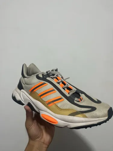 Adidas Ozweego