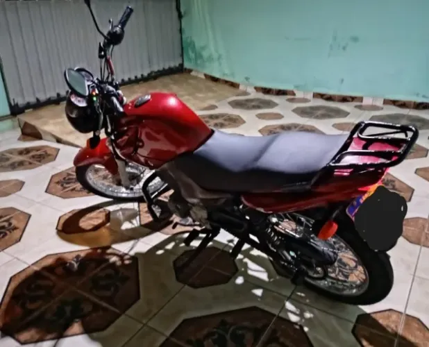 Moto Yamaha YBR 125 Factor - 2011
