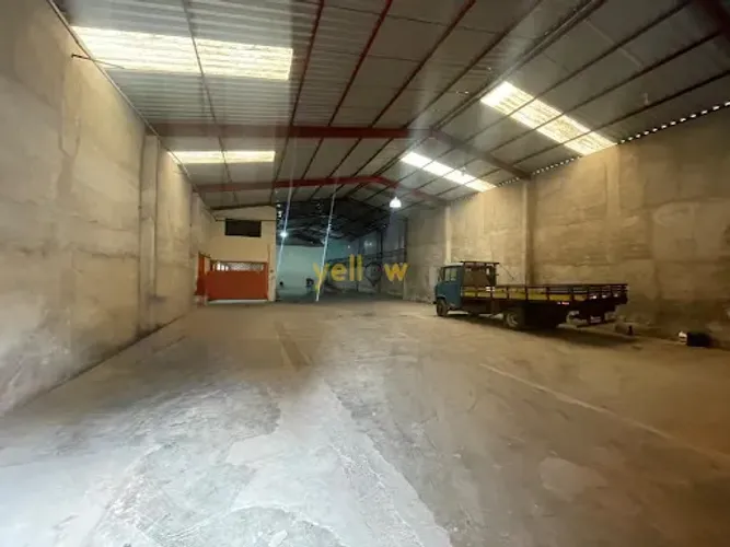 Comercial Galpão em Arujá