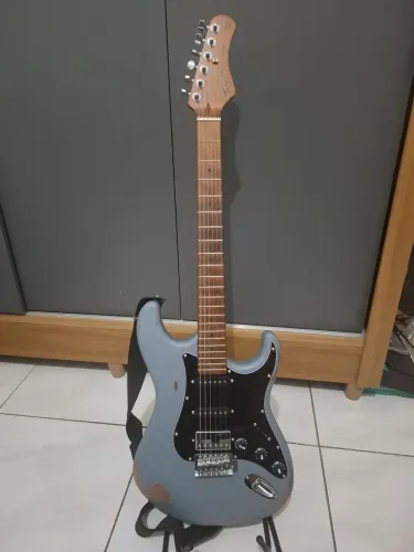 Guitarra Tagima TGA 580 Relic HSS Semi Nova + Capa e Correia