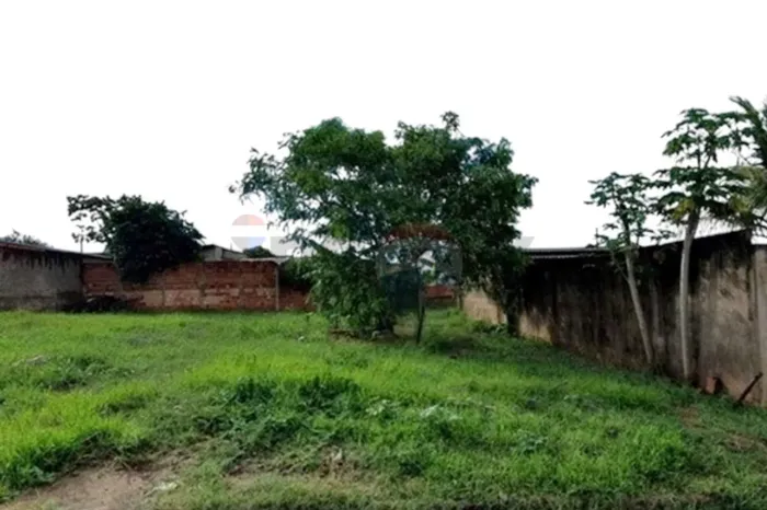 Terreno Amplo à Venda: 200 m², SP ACEITA PERMUTA!