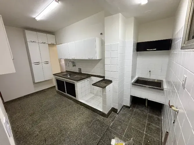 Aluga-se Apartamento 2 Quartos Térreo, Espaçoso e Arejado em Jardim da Penha
