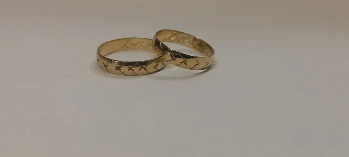 Aliança em ouro
