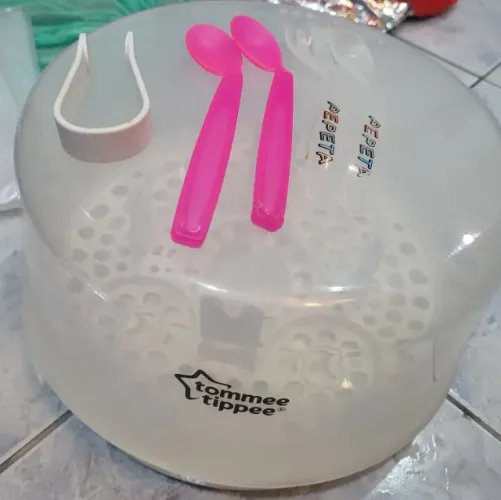 Esterelizador de mamadeira de microondas - Tommee Tippee