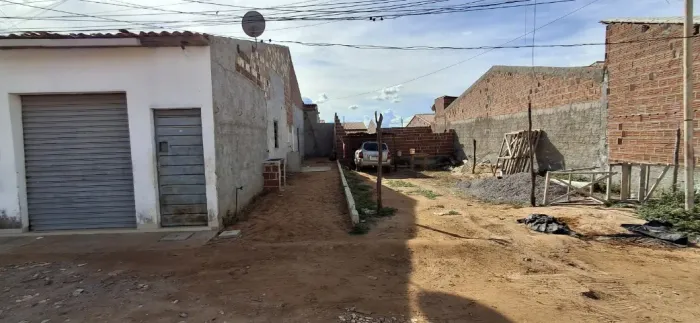 3 kitnets a venda no N10 Petrolina com terreno em construção 
