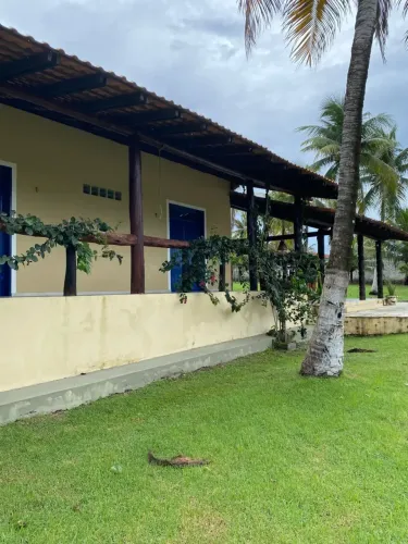 Casa de alto padrão porteira fechada, 4 suítes, piscina, grande área para investimento