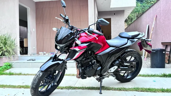 FZ 25 (250cc) 2024 ZERADA !!