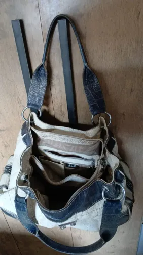 Vendo linda bolsa 