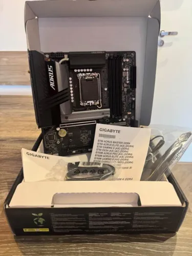 Placa mãe Gigabyte B760M Aorus Pro AX DDR5 LGA 1700 Intel Wifi