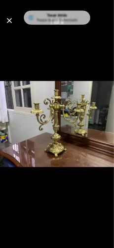 Majestoso par de candelabros em Bronze 