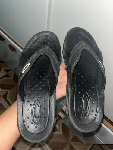 Chinelo Oakley