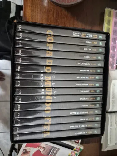 Coleção DVD das copas domando de futebol