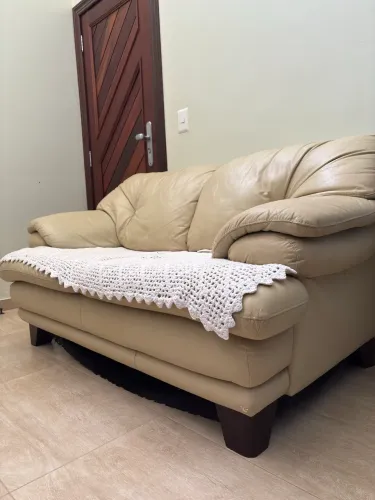 Sofá de couro 