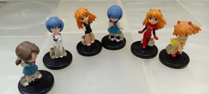 Action Figure pequenas e variadas do Evangelion , sem caixa